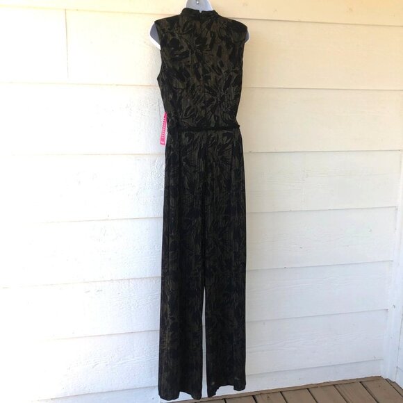 NWT! Tahari Size 10 Beautiful Sleeveless Black/ Gold Jumpsuit - Picture 4 of 16